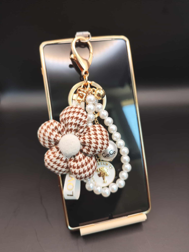 zawieszka brazowa kwiatek perly zlote dodatki.png